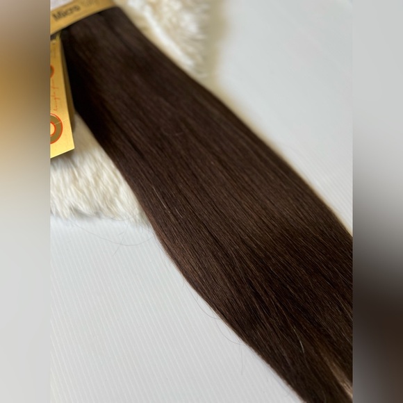 Micro Yaki #4 Brown 100% Human Hair Extensions in straight hair - Picture 4 of 6